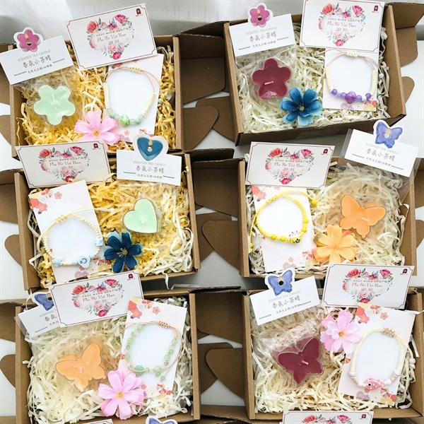 Set quà vòng tay + nến tealight