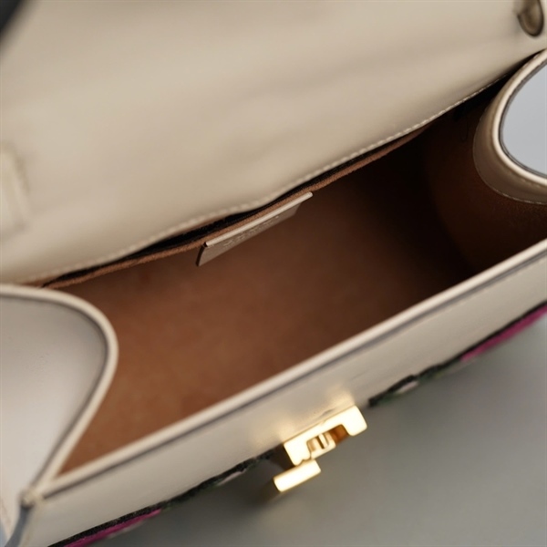 Túi GG Sylvie trắng thêu hoa 2 strap (470270-525040) sz20 KG+