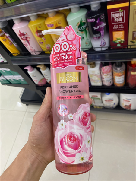 Sữa tắm nước hoa Cindy Bloom ngọt ngào 640g