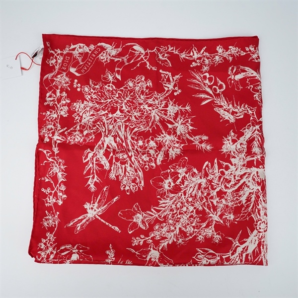 Khăn Dior đỏ in hoa sz86x89 (BQ) KG+