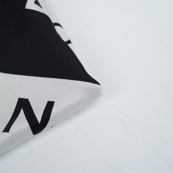 Khăn Chanel trắng đen sz76x84 (BQ) KG+