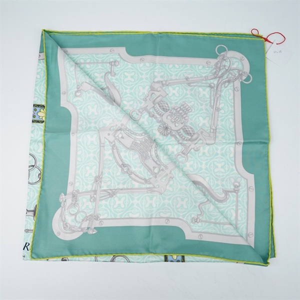 Khăn Hermes xanh họa tiết sz67x88 (BQ) KG+