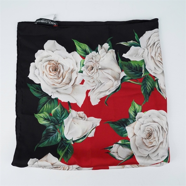 Khăn D&G đỏ viền đen in hoa hồng sz69x69 (BQ) KG+