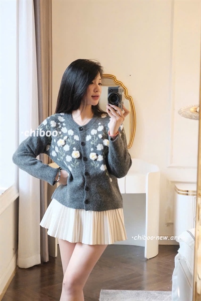 Cadigan đính hoa xám đậm 3301