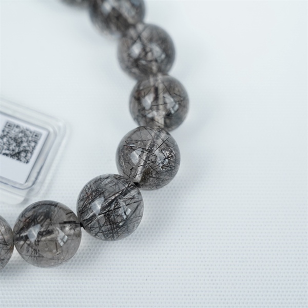 Vòng tay tóc đen 17hạt 479745 kt 12.96-12.51ly KG+