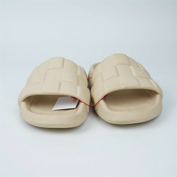 Dép LV nude sz8 (UK) KG+