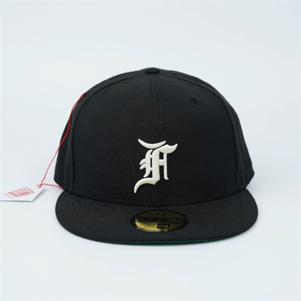 Nón Essential đen (BQ) KG+