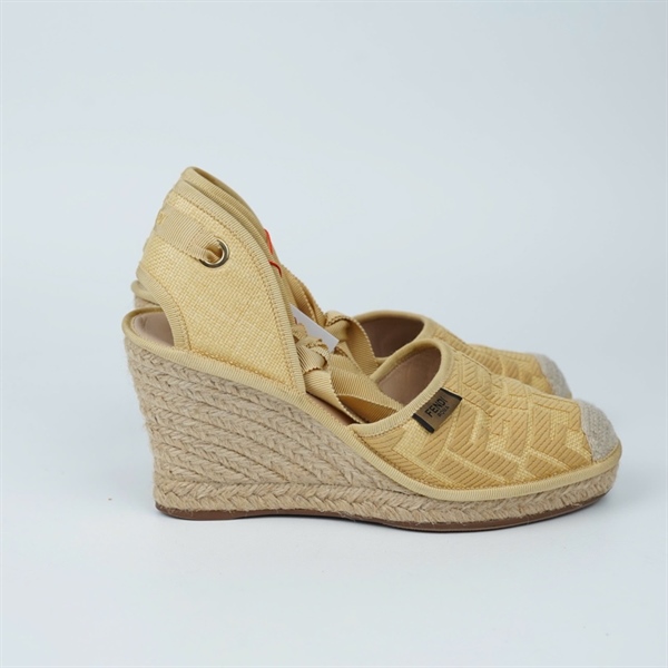 Giày Fendi vàng cao 9p sz37.5 (BQ) KG+