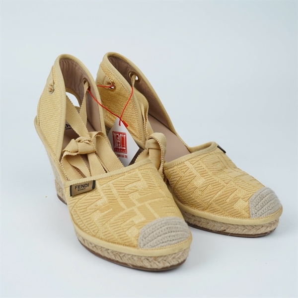 Giày Fendi vàng cao 9p sz37.5 (BQ) KG+