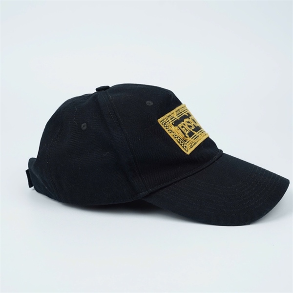 Nón Versace đen chữ vàng (BQ) KG+