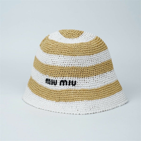 Nón Miu Miu trắng sọc nâu (BQ) KG+