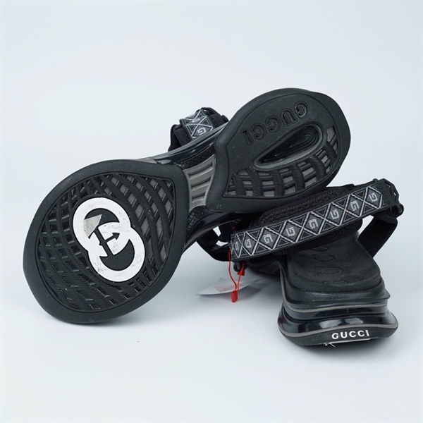 Giày GG đen có quai sz9 (UK) (BQ) KG+