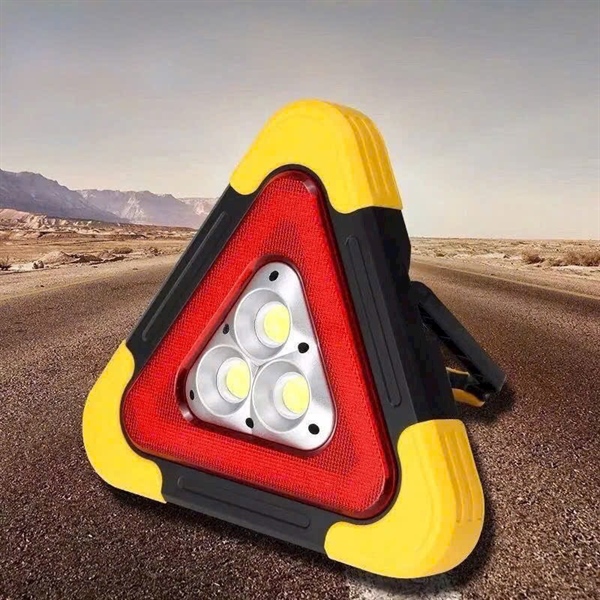 Đèn led tam giác cảnh báo nguy hiểm