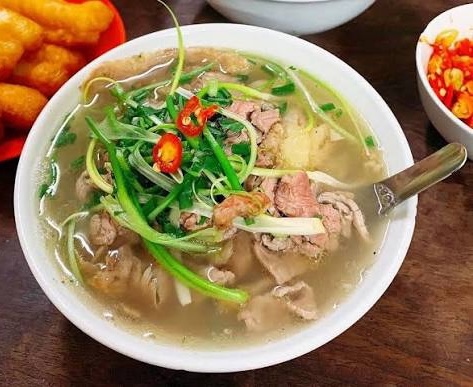 Ăn sáng (Phở bò)