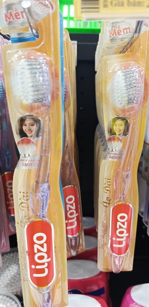 Bàn chải Lipzo áo dài