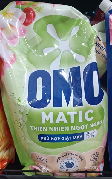 OMO NG Thiên Nhiên Ngọt Ngào túi 3.6kg /4