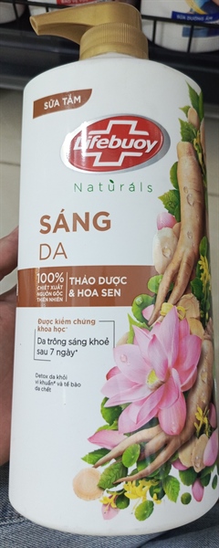 107LIFEBUOY sữa tắm Thảo dược&Hoa sen 800g/12 chai