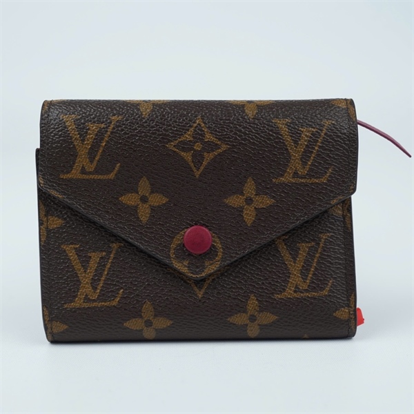 Ví LV hoa nâu gập 3 nút đỏ (SF0159) (LT) KG+