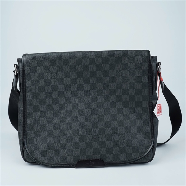 Túi LV đeo chéo ô vuông đen sz33 (LT) KG+