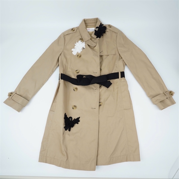 Áo khoác Valentino nâu đính Swan (PN) KG+