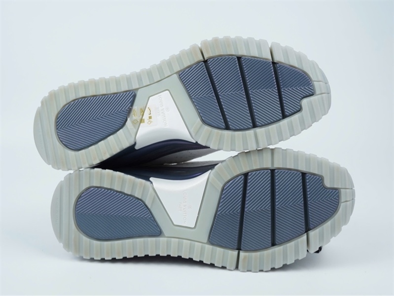 Giày LV trắng sz7.5 (UK) (PN) KG+