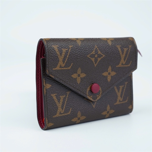 Ví LV hoa nâu gập 3 nút đỏ (SF0159) (LT) KG+