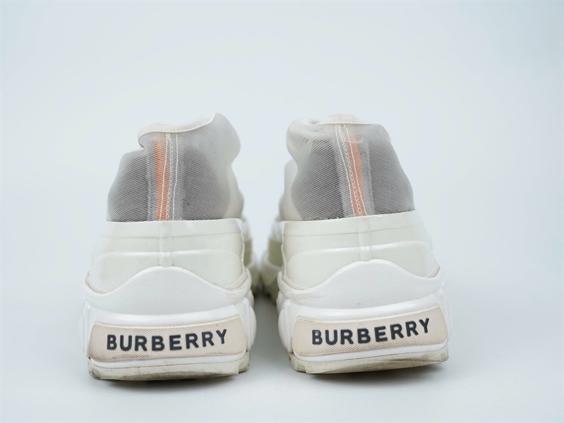 Giày BBR trắng sz38 (PN) KG+