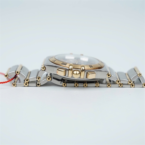 Đồng hồ Omega mặt đen viền vàng (57788372) sz39.7 (HC) KG+