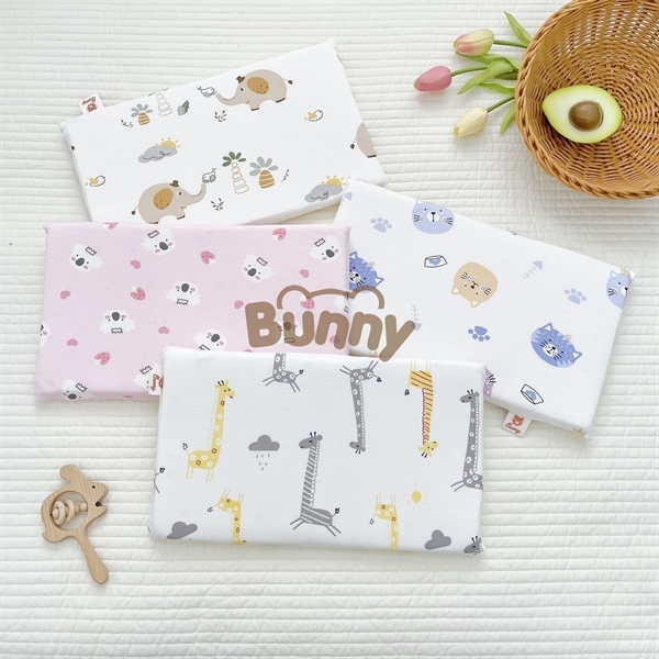 Gối cao su non Bunny họa tiết