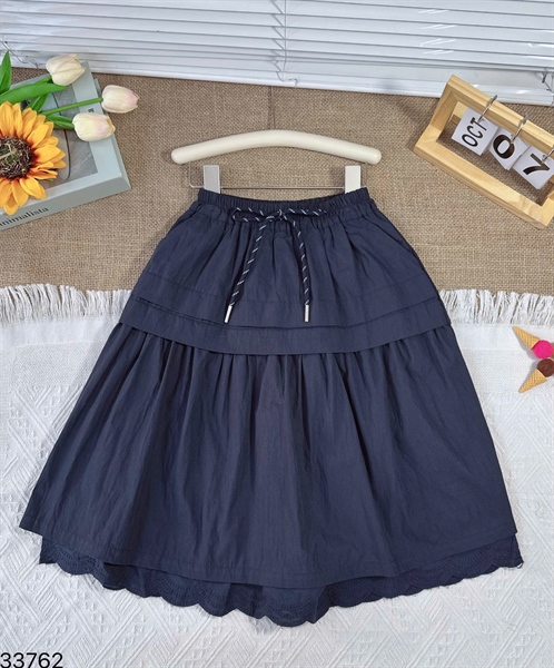 33762- CV dài tầng xanh đậm