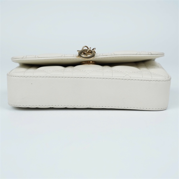 Túi Dior Talk Phone trắng (86-MA-0254) sz18 (TL) KG+