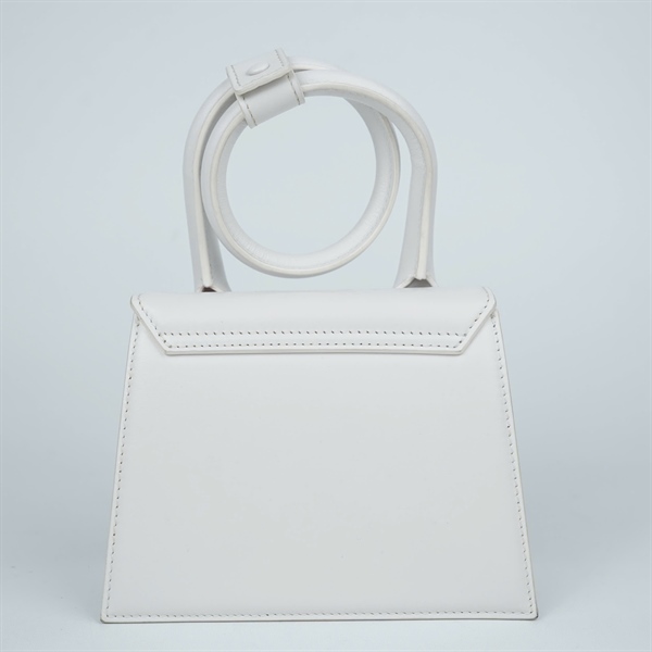 Túi Jacquemus trắng sz18 (TL) KG+