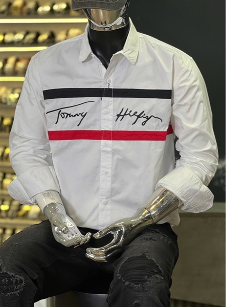 SMTD- Trắng viền ngang đỏ xanh- thêu chữ tommy hilfiger