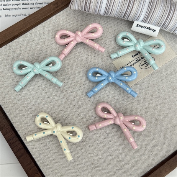 Set 4 kẹp nơ chấm bi cute 15k/c (lố 12)