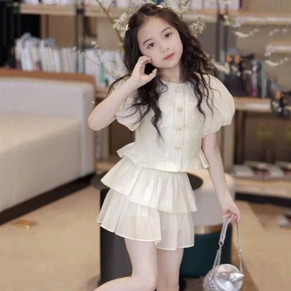 SET TAY PHỒNG VÁY TẦNG - VÀNG KEM