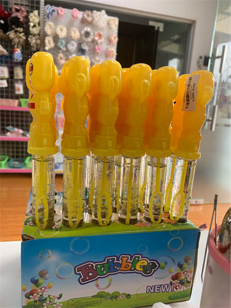 Que xà phòng bé