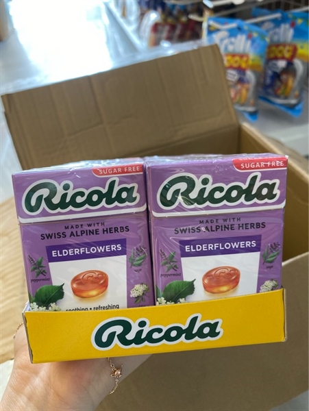 Viên ngậm thảo mộc Ricola elderflower không đường 40g H20