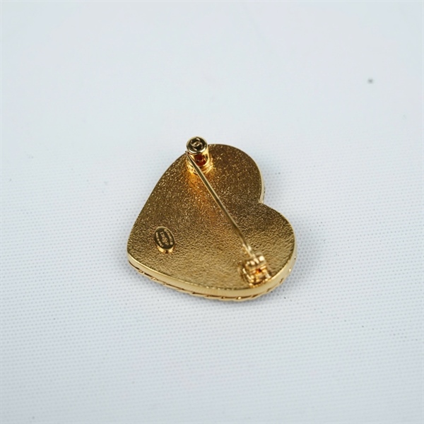 Cài áo Chanel xanh trái tim (A-T) KG+