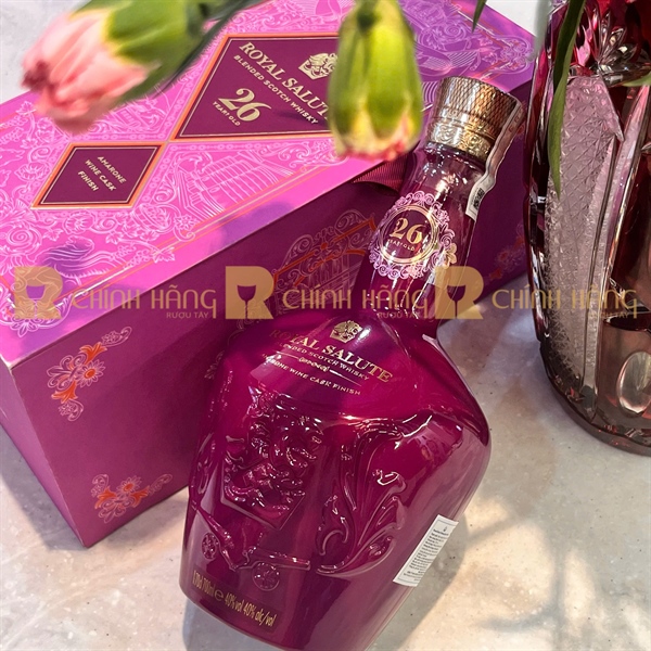 Chivas 26 Năm - Amarone Wine Cask Finish 700 ml - hình mô tả 2