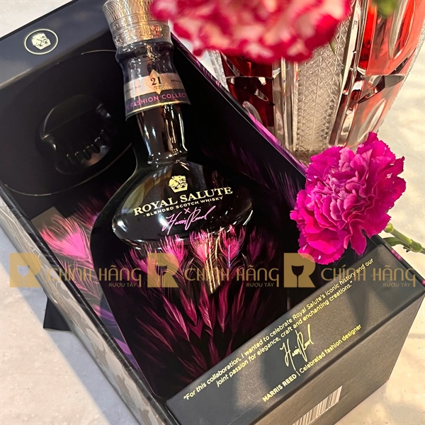Chivas 21 Năm - Harris Reed Fuchsia (Màu Tím) 700 ml - hình mô tả 2