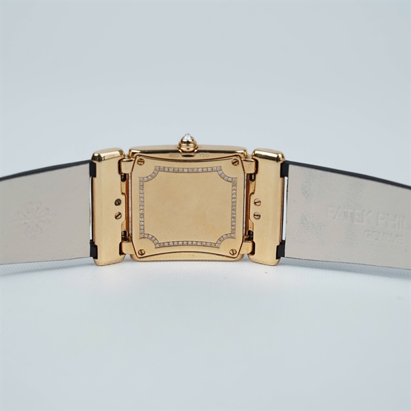 Đồng hồ Patek Philippe vàng khối mặt lên kim-viền kim zin sz26.8 (HC) KG+