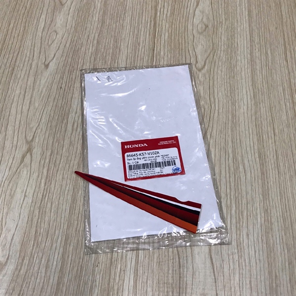 Tem bửng trong Blade Đô 340 đời 15 Thắng Đùm Phải ( J13 ) xe Đô Đen