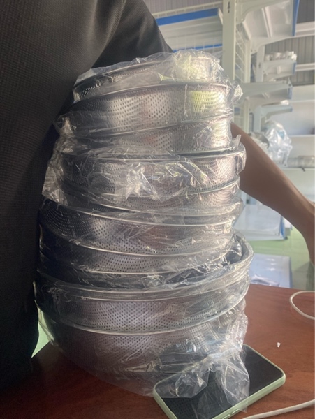 Rổ lưới chân đẩy inox 430 tithafac 21
