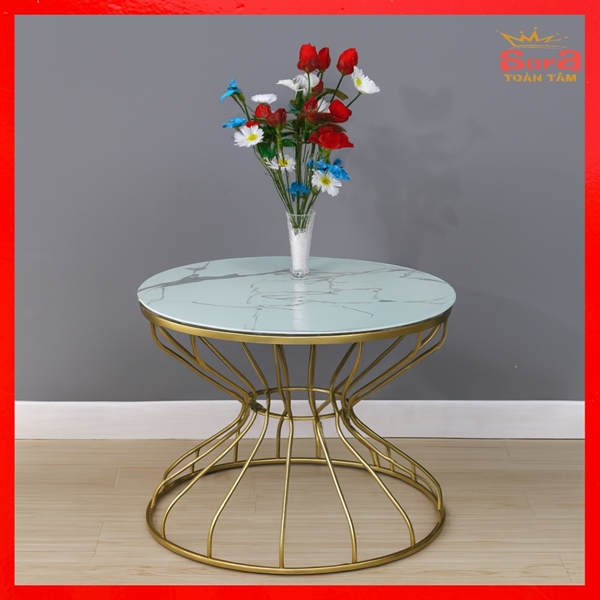 Bàn Trà Tròn Mặt Đá Cẩm Thạch – Khung Kim Loại Uốn Nghệ Thuật