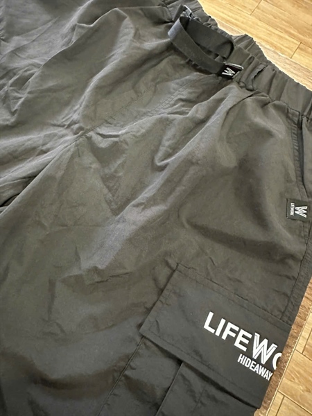 QUẦN SHOT ĐEN LIFEWORK ĐEN SIZE L