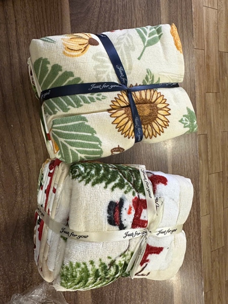 KHĂN LAU USA CUTE NOEL ( 40X38 ) LOẠI MỎNG