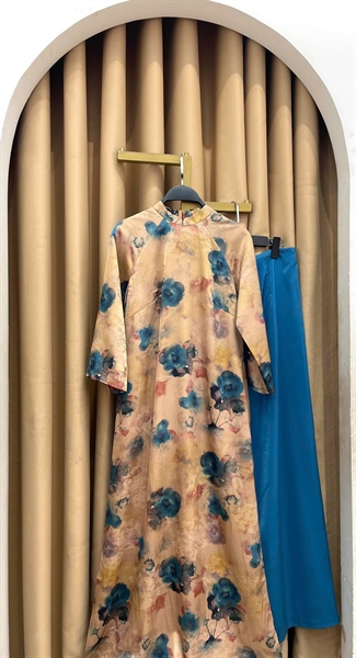 Áo dài lụa suông có cổ tay lỡ