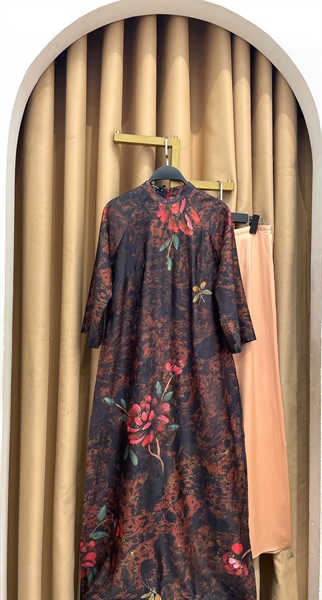 Áo dài lụa suông có cổ tay lỡ