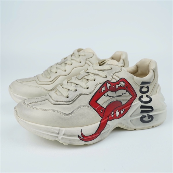 Giày GG môi size 6 kèm dây+