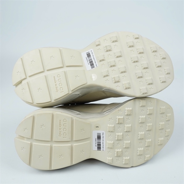 Giày GG môi size 6 kèm dây+